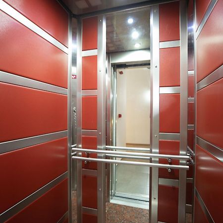 Hotel Denis Pristina Esterno foto