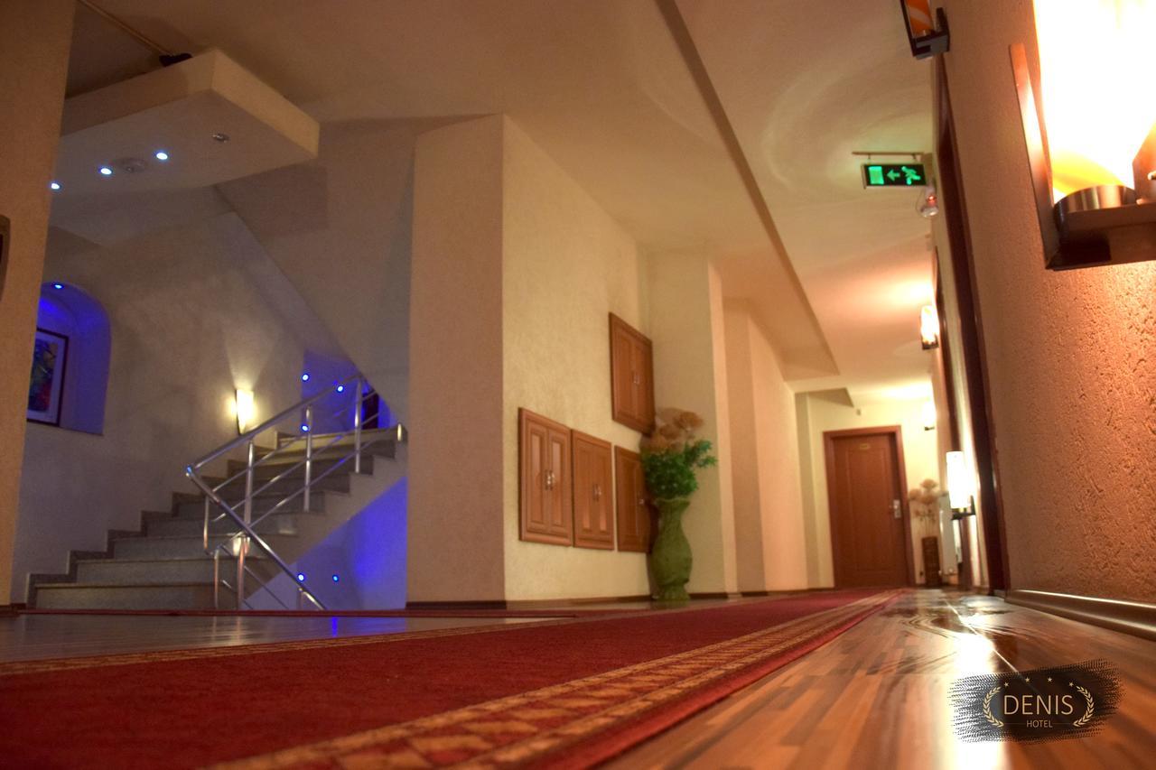 Hotel Denis Pristina Esterno foto